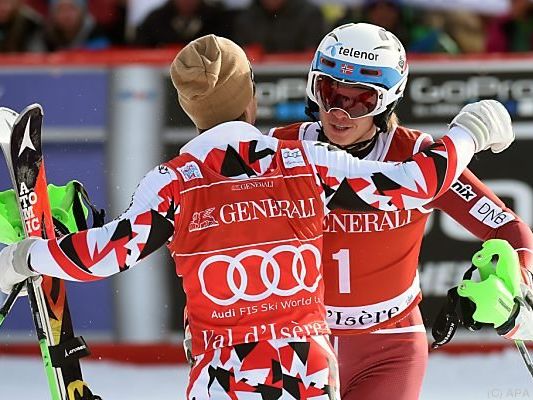 Hirscher (li.) will möglichen Hattrick des Norwegers (re.) verhindern Hirscher (li.) will möglichen Hattrick des Norwegers (re.) verhindern