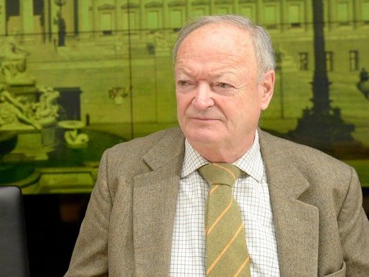 Wird Andreas Khol für die Hofburg kandidieren? Wird Andreas Khol für die Hofburg kandidieren?