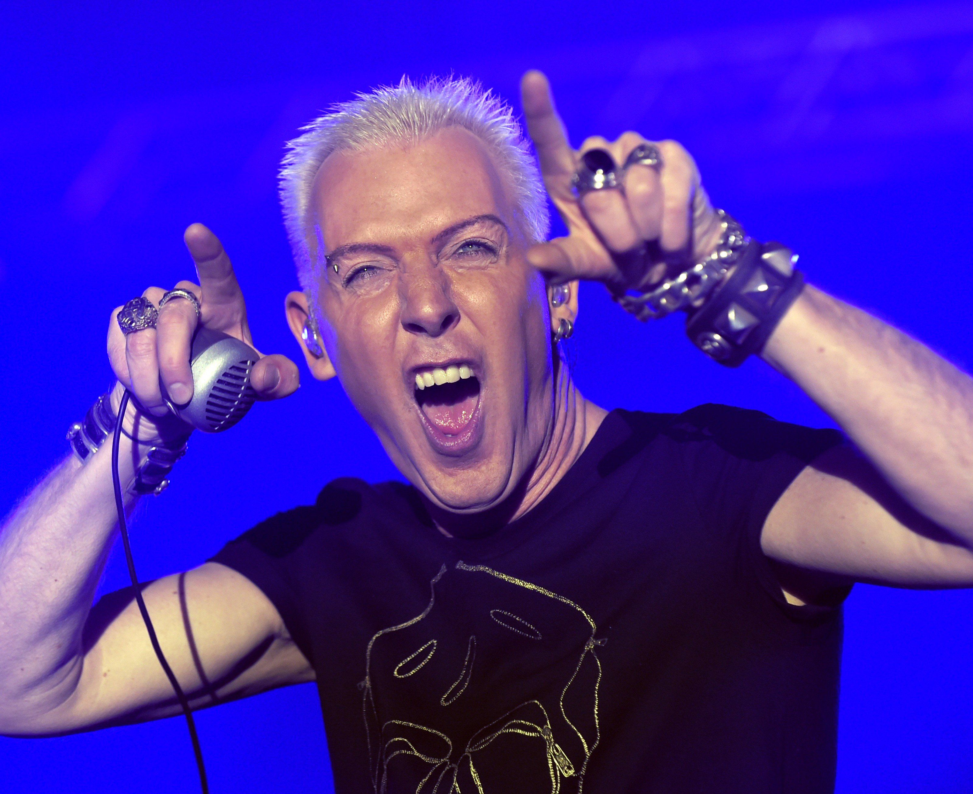 cooter-Frontman: "Der Verstand ist schwer zu steuern, wenn man verliebt ist." cooter-Frontman: "Der Verstand ist schwer zu steuern, wenn man verliebt ist."