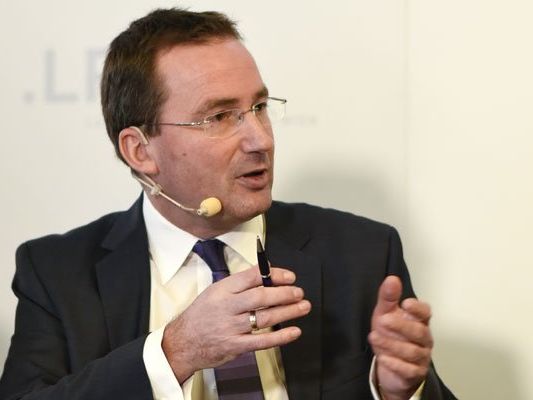 Polizeipräsident Pürstl meldete sich kritisch zu dem neuen Gesetz zu Wort Polizeipräsident Pürstl meldete sich kritisch zu dem neuen Gesetz zu Wort