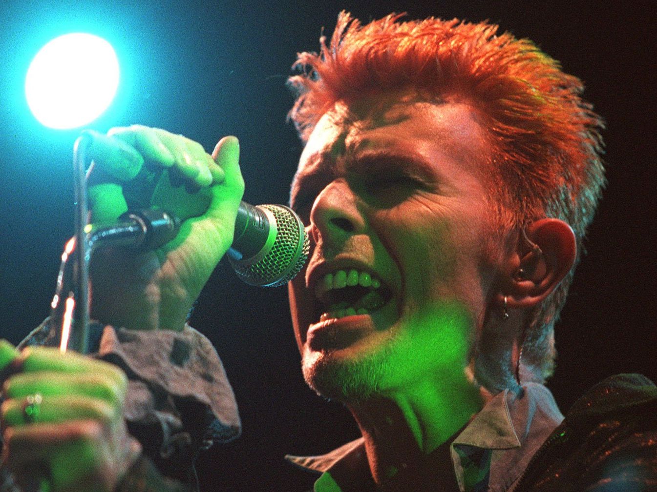 Der Tod von David Bowie (69) trifft viele Menschen weltweit. Der Tod von David Bowie (69) trifft viele Menschen weltweit.