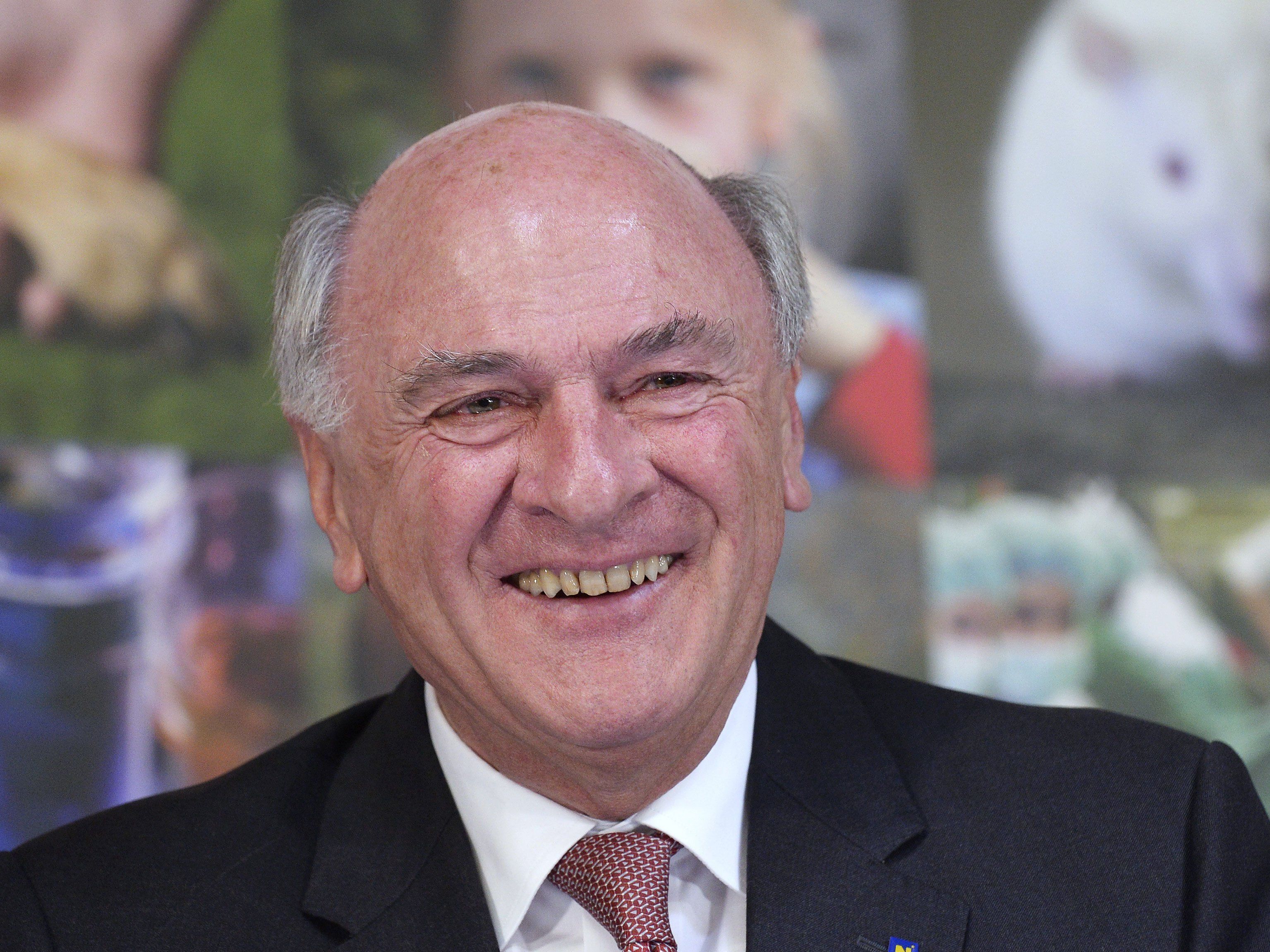Es wird über eine mögliche Kandidatur Erwin Prölls als Bundespräsident spekuliert. Es wird über eine mögliche Kandidatur Erwin Prölls als Bundespräsident spekuliert.