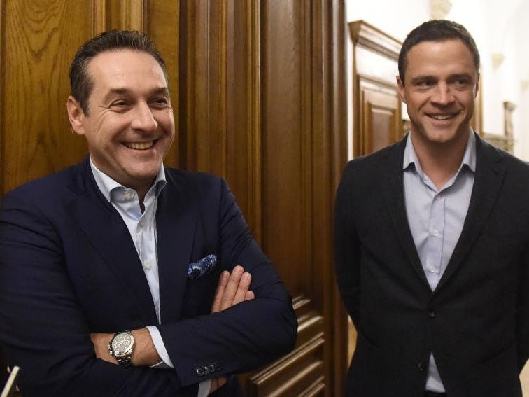 Noch hält die FPÖ mit ihrem Kandidaten hinterm Berg. Noch hält die FPÖ mit ihrem Kandidaten hinterm Berg.