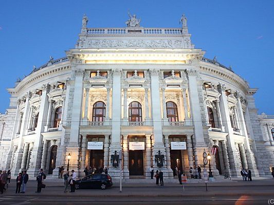 Burgtheater wirtschaftlich wieder in ruhigerem Fahrwasser Burgtheater wirtschaftlich wieder in ruhigerem Fahrwasser