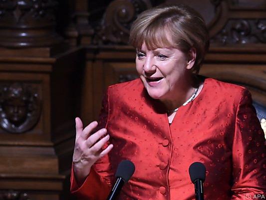 Merkel zu Besuch in Hamburg