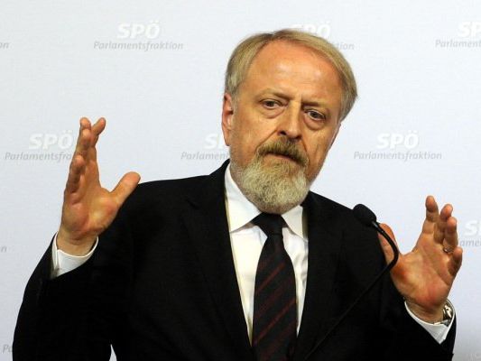 Gerhard Schmid fordert Bekenntnis der ÖVP Gerhard Schmid fordert Bekenntnis der ÖVP