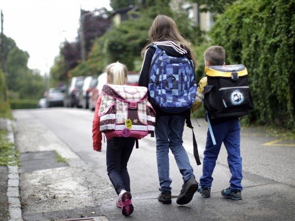 Vor der Nase der Schüler gibt es Einschränkungen zur Parteiwerbung. Vor der Nase der Schüler gibt es Einschränkungen zur Parteiwerbung.
