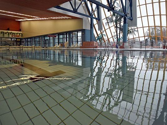 Der Bub wurde in einem Meidlinger Hallenbad vergewaltigt. Der Bub wurde in einem Meidlinger Hallenbad vergewaltigt.