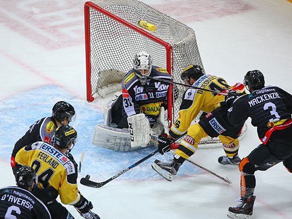 Die Vienna Capitals beim Spiel gegen den Dornbirner EC Die Vienna Capitals beim Spiel gegen den Dornbirner EC