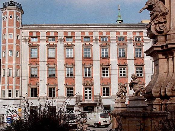 Das Linzer Rathaus wurde Ziel einer Axt-Attacke