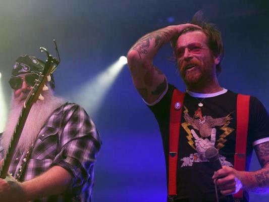 Die Eagles Of Death Metal zelebrierten die Kraft des Rock'n'Roll in Wien.