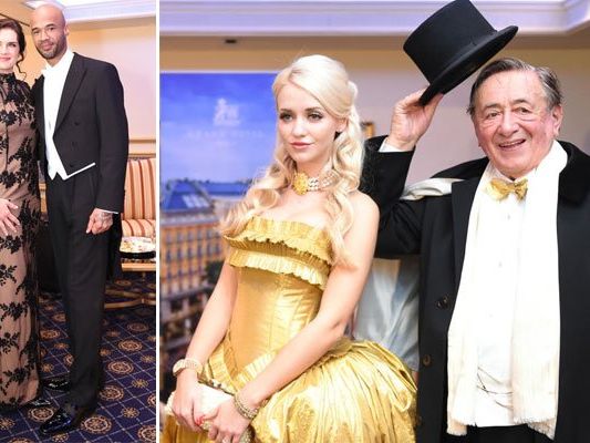 Alle sind bereit: Die Lugners und ihre Stars sind in Opernball-Montur. Alle sind bereit: Die Lugners und ihre Stars sind in Opernball-Montur.