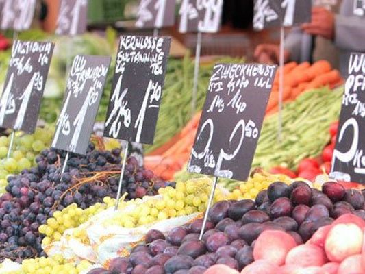 Wiener Neustadt bekommt einen eigenen Naschmarkt. Wiener Neustadt bekommt einen eigenen Naschmarkt.