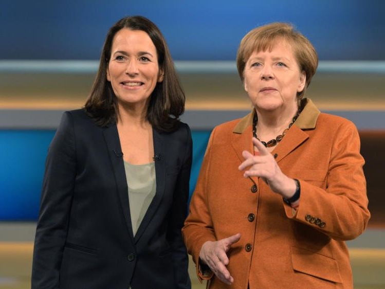 Merkel im Gesrpäch mit Anne Will Merkel im Gesrpäch mit Anne Will