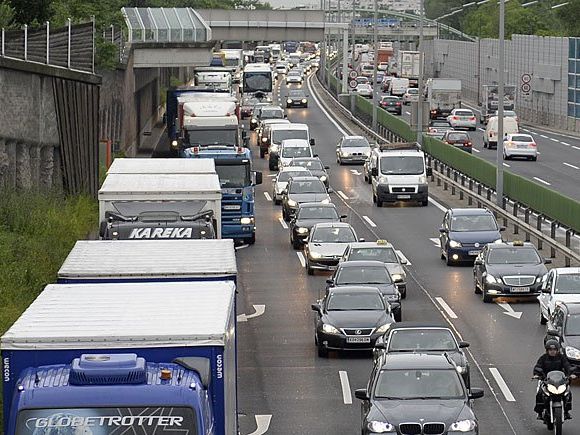 Ein Unfall auf der A22 sorgte für langen Stau Ein Unfall auf der A22 sorgte für langen Stau