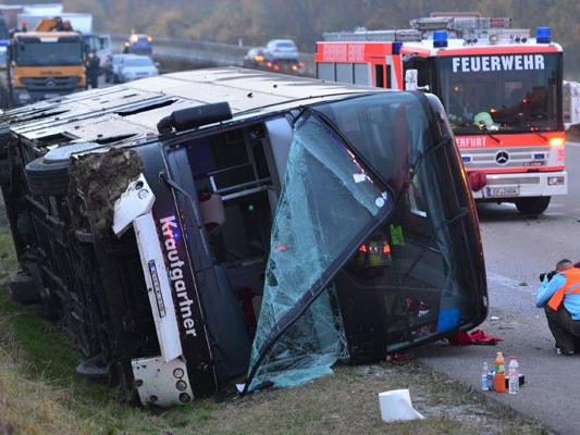 Der Buslenker wird nach dem Unfall in Thüringen angeklagt.