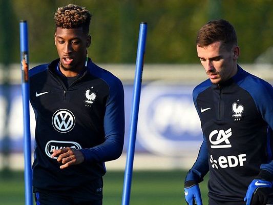 Kingsley Coman und Antoine Griezmann im Training von "Les Bleus". Kingsley Coman und Antoine Griezmann im Training von "Les Bleus".