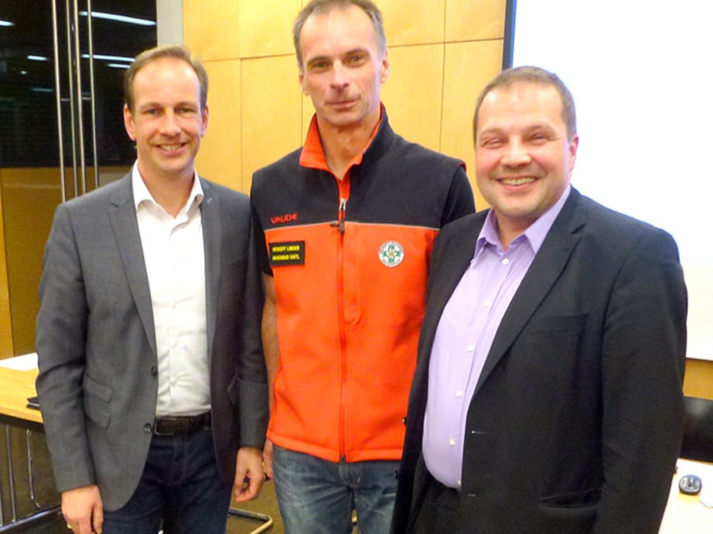 Obmann Herbert Linder mit Bürgermeister Dieter Egger und Stadtrat Günter Mathis. Obmann Herbert Linder mit Bürgermeister Dieter Egger und Stadtrat Günter Mathis.