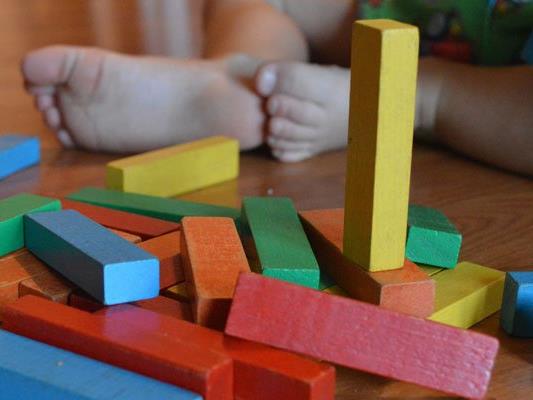 Kinderspielzeug "Holz-Bilderwürfel" von Beeboo zurückgerufen