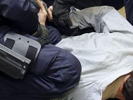 Wien-Ottakring: Mann verletzt Polizisten bei Amtshandlung