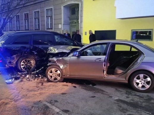 An der Unfallstelle in Wien-Favoriten An der Unfallstelle in Wien-Favoriten