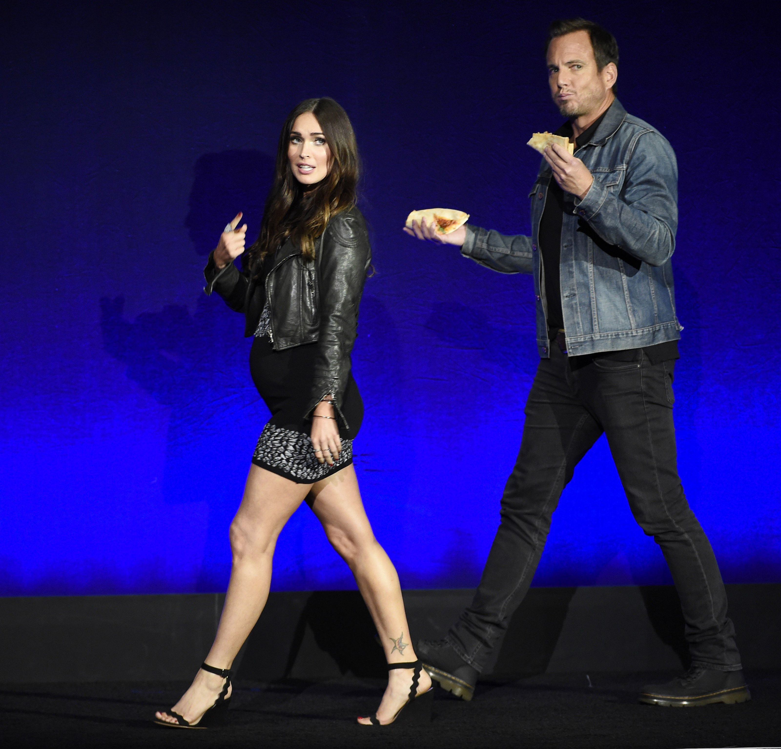 Der Babybauch von Megan Fox ist kaum zu übersehen. Der Babybauch von Megan Fox ist kaum zu übersehen.