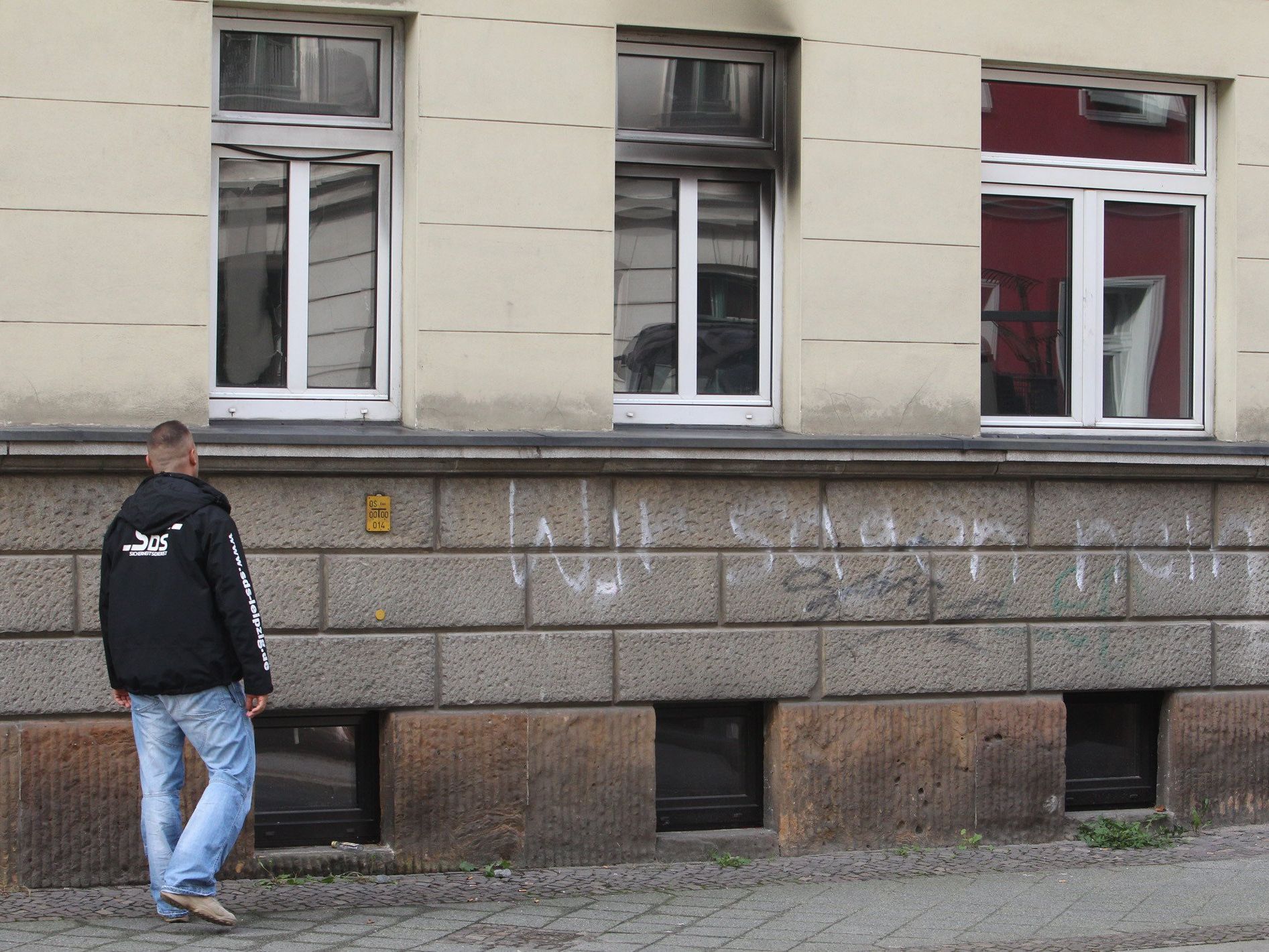 Die Polizei zählte in diesem Jahr bereits über 300 Angriffe auf Asylbewerberheime Die Polizei zählte in diesem Jahr bereits über 300 Angriffe auf Asylbewerberheime