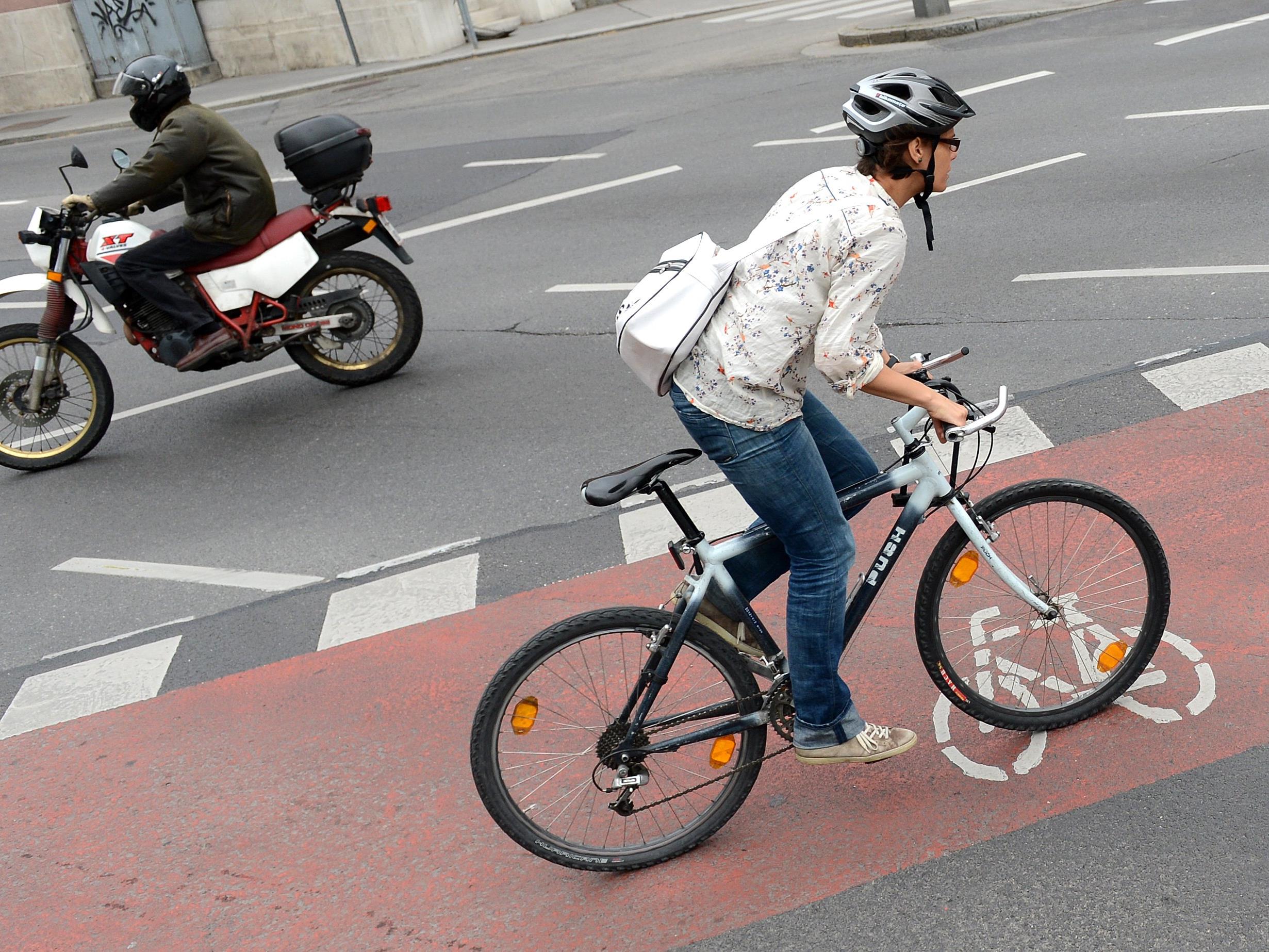 Radfahrer werden laut der Umfrage besonders kritisch gesehen.