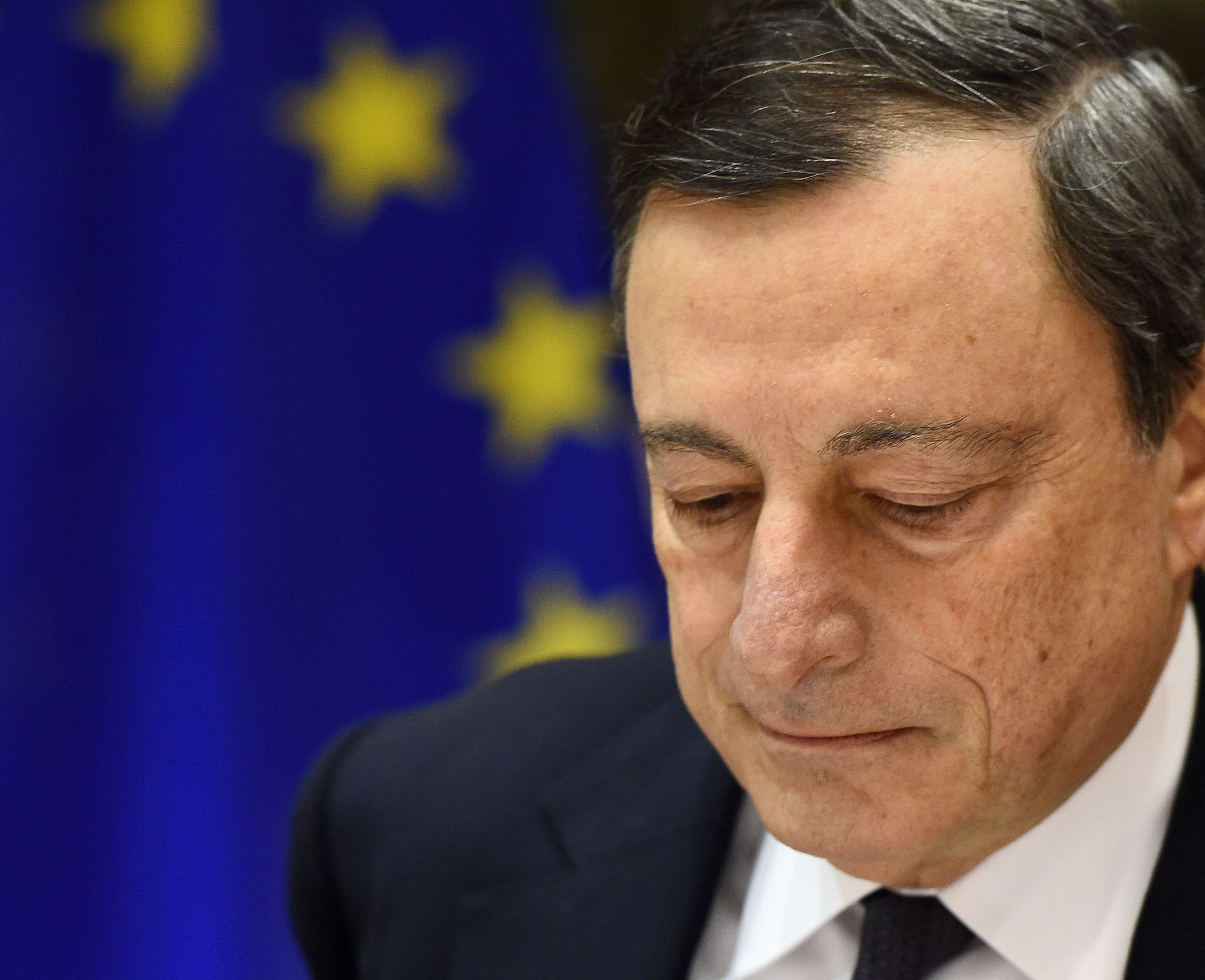 EZB-Präsident: "Wir befolgen europäisches Recht". EZB-Präsident: "Wir befolgen europäisches Recht".