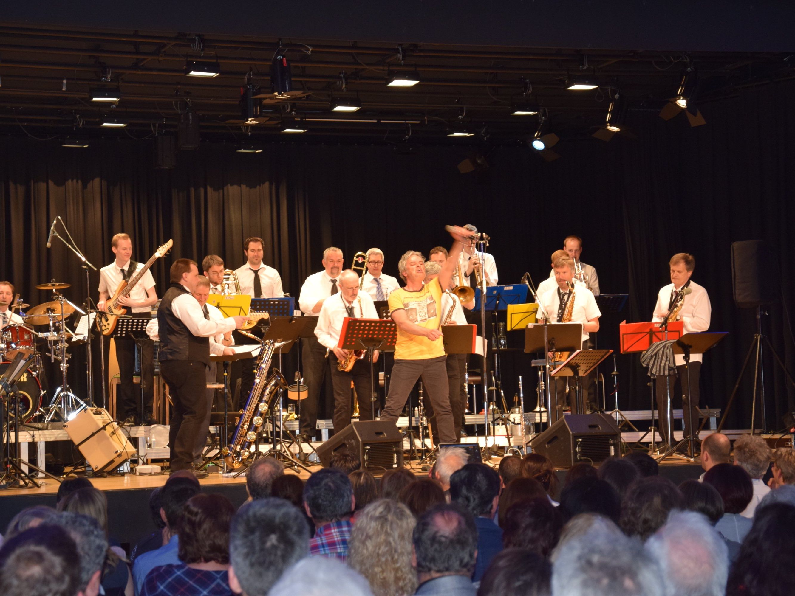 Harry Weber und die Swing Werk Big Band brachten Stimmung in den Saal in Koblach.... Harry Weber und die Swing Werk Big Band brachten Stimmung in den Saal in Koblach....