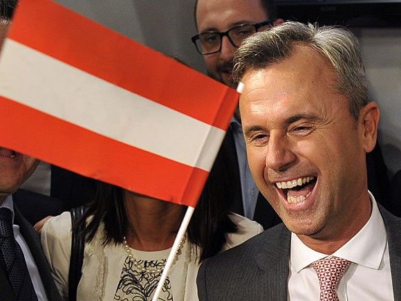 Gegen BP-Kandidaten Norbert Hofer (FPÖ) ruft die OGR zur Demo in Wien auf Gegen BP-Kandidaten Norbert Hofer (FPÖ) ruft die OGR zur Demo in Wien auf