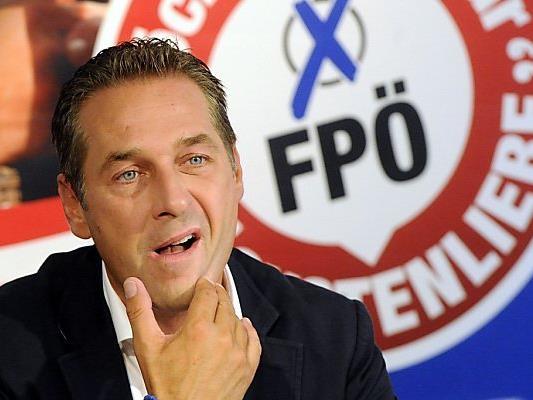 FPÖ-Chef Strache hat sich bei dem Fotografen entschuldigt
