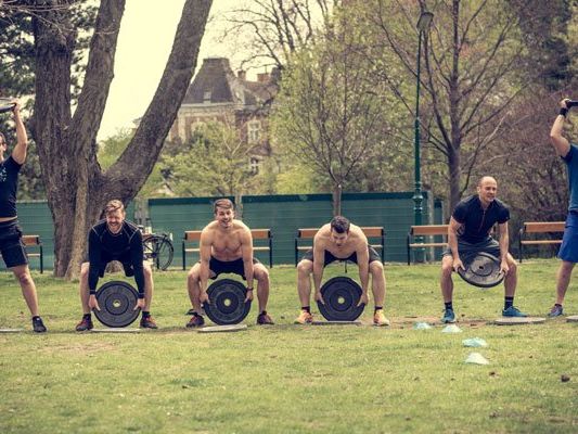 Crossfit-Training zum fünfjährigen CrossZone-Bestehen Crossfit-Training zum fünfjährigen CrossZone-Bestehen