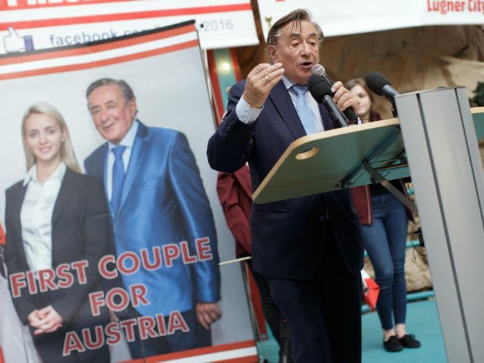 Lugner mobilisierte seine Wählerschaft. Lugner mobilisierte seine Wählerschaft.