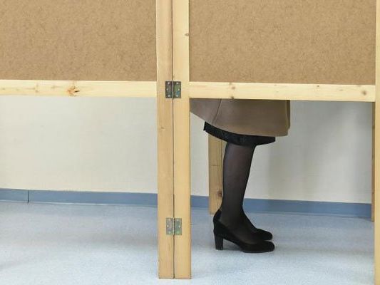 Eine Stichwahl am 22. Mai scheint unausweichlich. Eine Stichwahl am 22. Mai scheint unausweichlich.