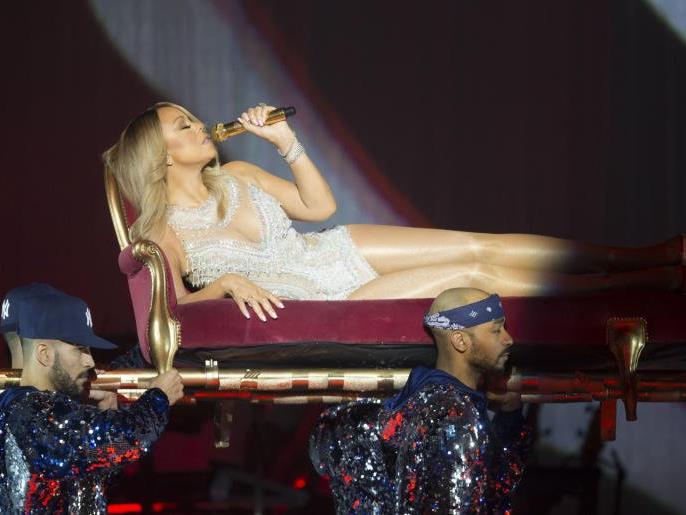 Mariah Carey live - Diva-Attitüde pur.