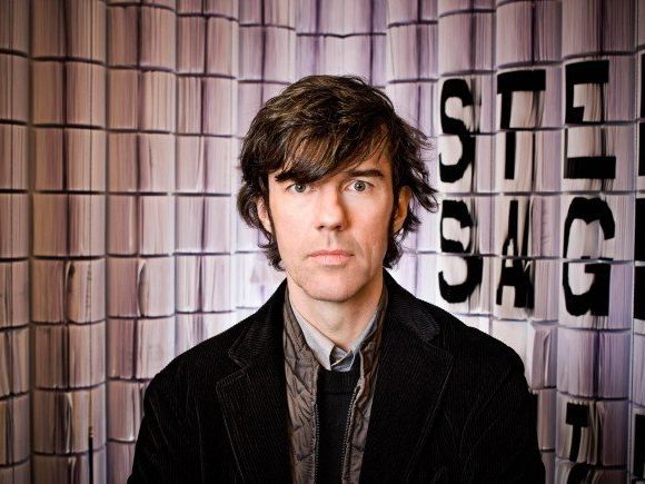 Gefeierte Ausstellung "The Happy Show" von Stefan Sagmeister bald in Frankfurt. Gefeierte Ausstellung "The Happy Show" von Stefan Sagmeister bald in Frankfurt.