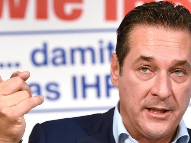 Als Testimonial im Einsatz ist wohl unfreiwillig FPÖ-Chef Heinz-Christian Strache