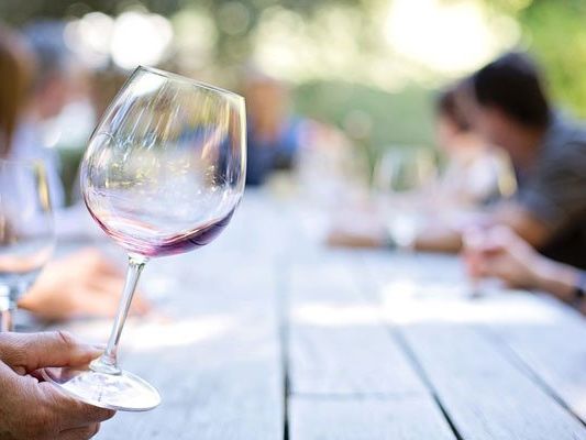 Als Wiener Wein muss man sich erst verdient machen, so das Ziel. Als Wiener Wein muss man sich erst verdient machen, so das Ziel.