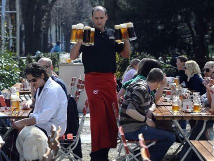 Die Gastronomen und Cafetiers sprachen sich für eine ganzjährige Öffnung der Schanigärten aus.