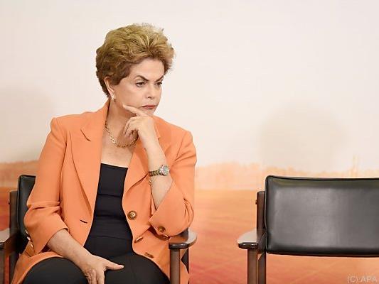 Rousseff könnte ihren Sessel bald räumen müssen