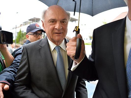 Neuwahl-Frage für Pröll nicht im Mittelpunkt der Sitzung Neuwahl-Frage für Pröll nicht im Mittelpunkt der Sitzung