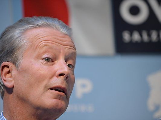 Der ÖVP-Chef will zunächst die SP-Entscheidung abwarten Der ÖVP-Chef will zunächst die SP-Entscheidung abwarten