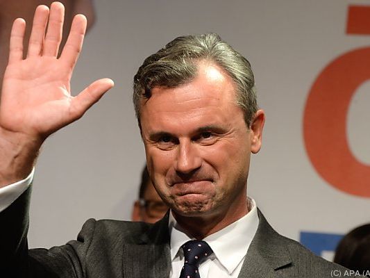 Hofer ruft zum Zusammenhalt aller Österreicher auf Hofer ruft zum Zusammenhalt aller Österreicher auf