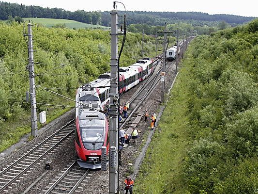 Sanierungsarbeiten nach Zugentgleisung beendet Sanierungsarbeiten nach Zugentgleisung beendet