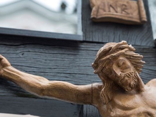 Alle Christen werden von der Kirche aufgefordert, zur BP-Stichwahl zu gehen. Alle Christen werden von der Kirche aufgefordert, zur BP-Stichwahl zu gehen.