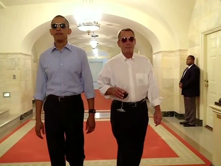 Barack Obama kann auch über sich selbst lachen. Barack Obama kann auch über sich selbst lachen.