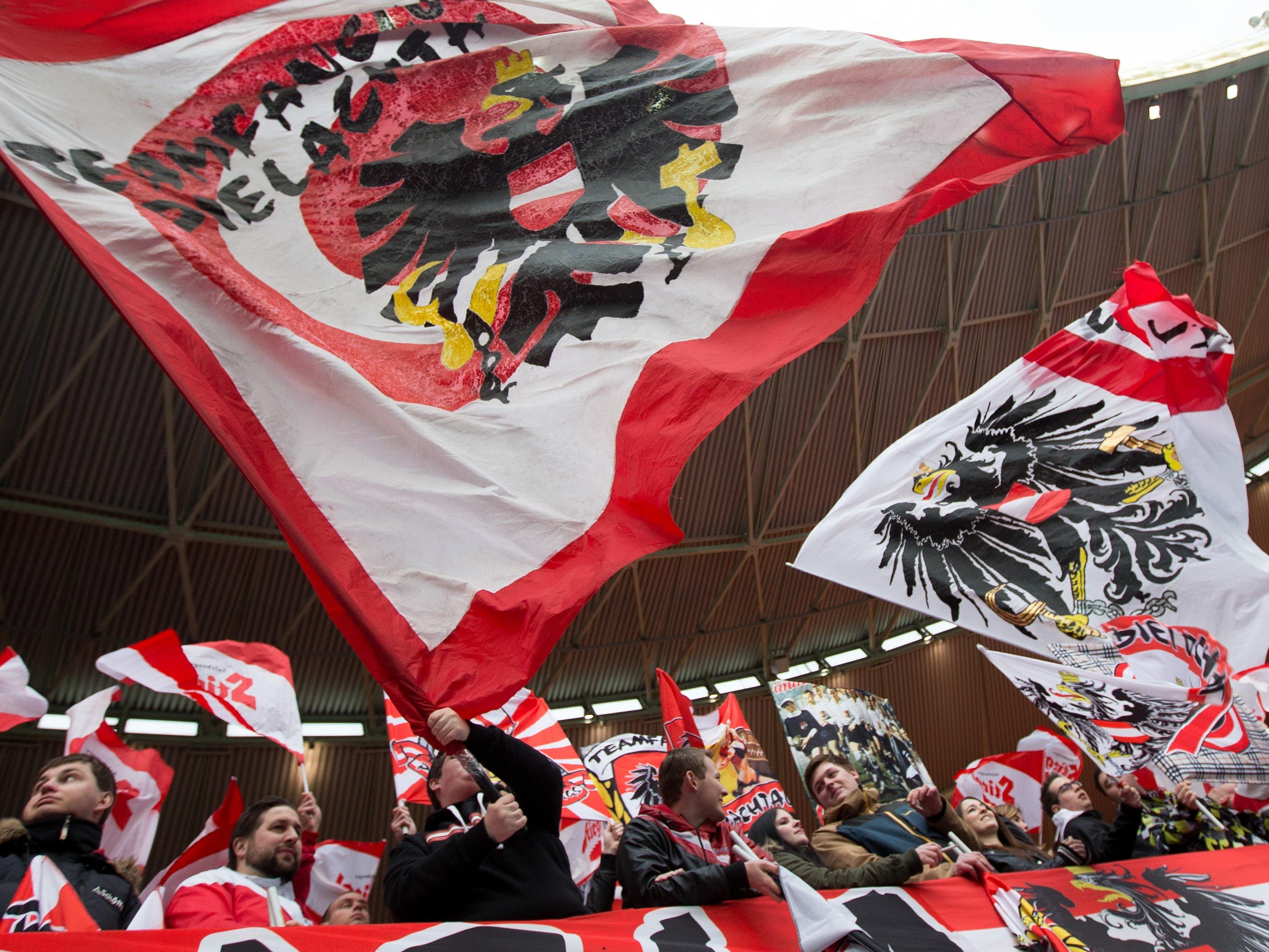 Das österreichische Nationalteam darf sich über viele Unterstützer in Frankreich freuen.