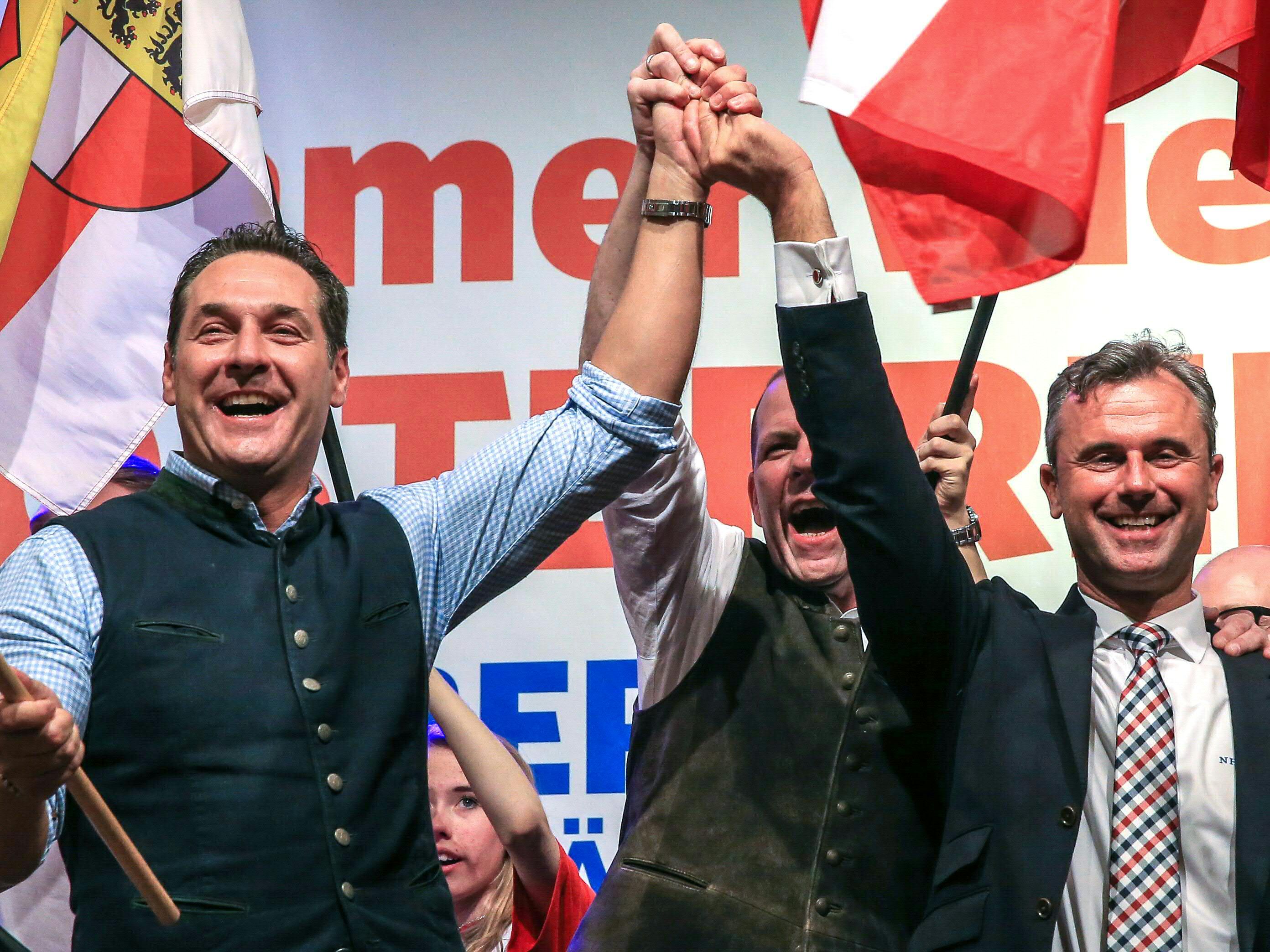 Ein Schweizer Politikexperte warnt vor einer FPÖ-Regierung. Ein Schweizer Politikexperte warnt vor einer FPÖ-Regierung.