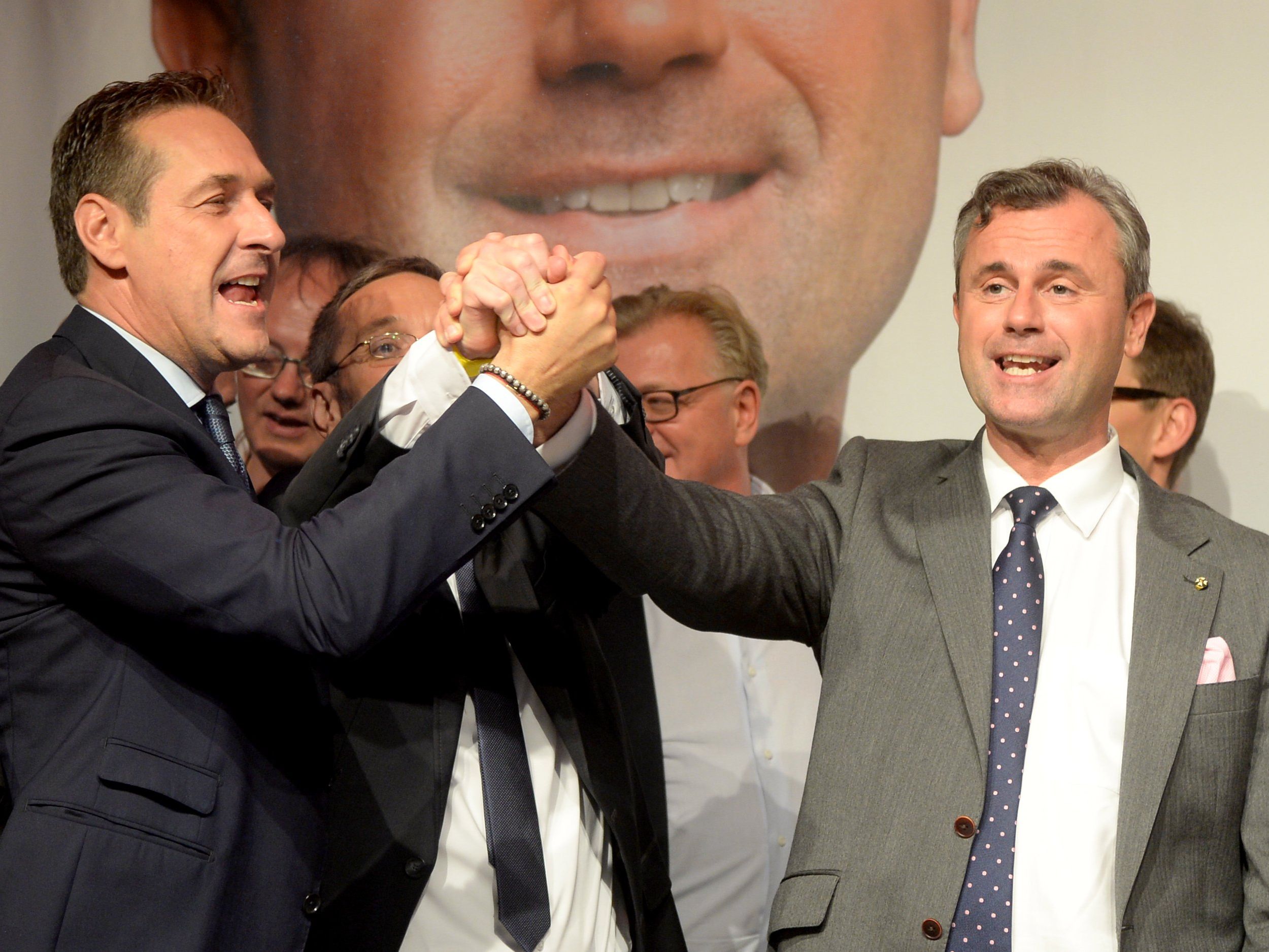 EU-Außenminister sehen einen Trend für ganz Europa. EU-Außenminister sehen einen Trend für ganz Europa.